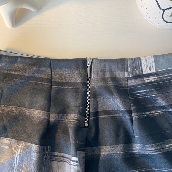 Mini skirt - Picture 6 of 7